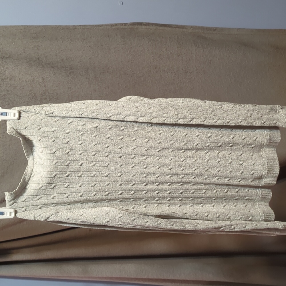 Sweater - Picture 2 of 2